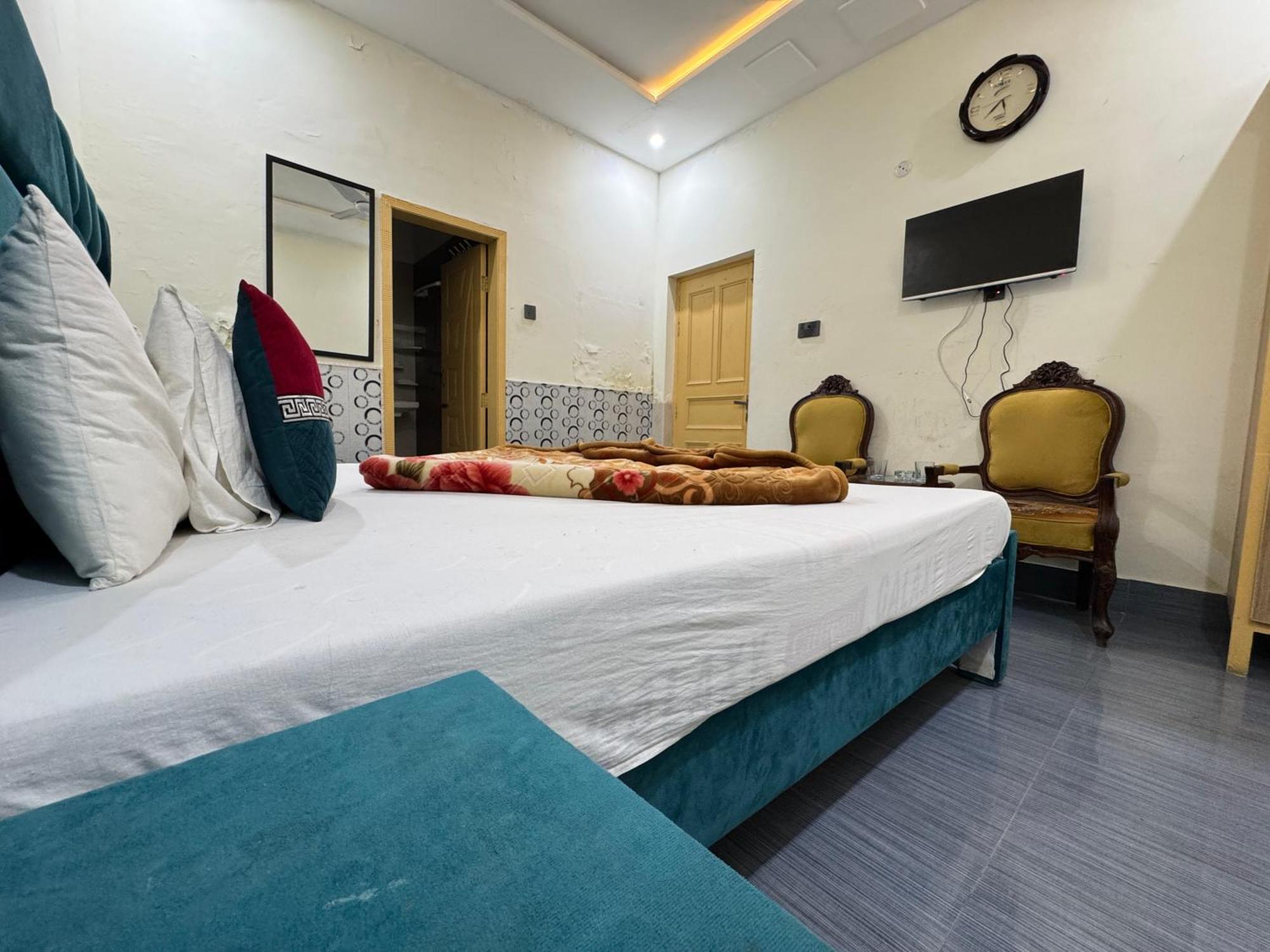 Hotel Royal Executive Residency Islamabad Esterno foto